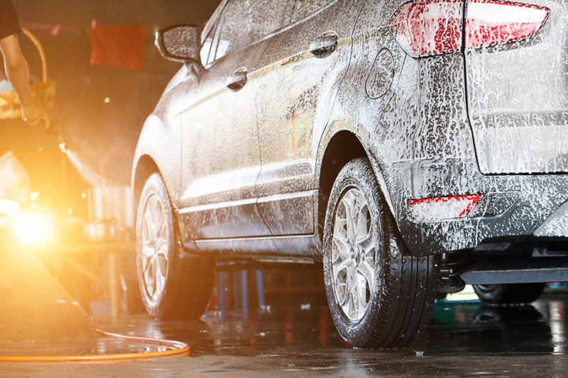 Are you confused about getting a full car detailing service in Dubai?