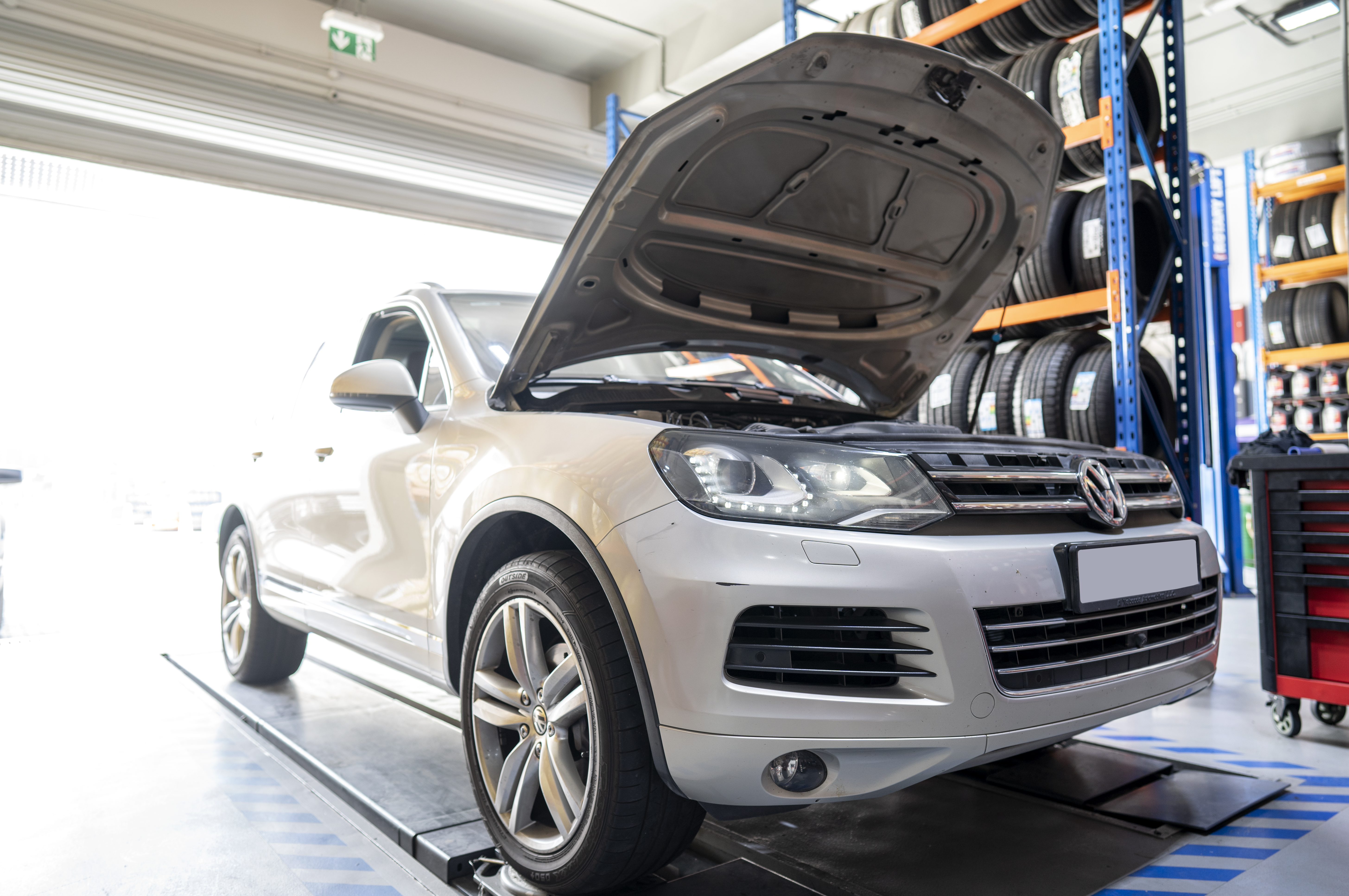 Top 6 secrets that will make you fall for the car detailing services in Dubai!