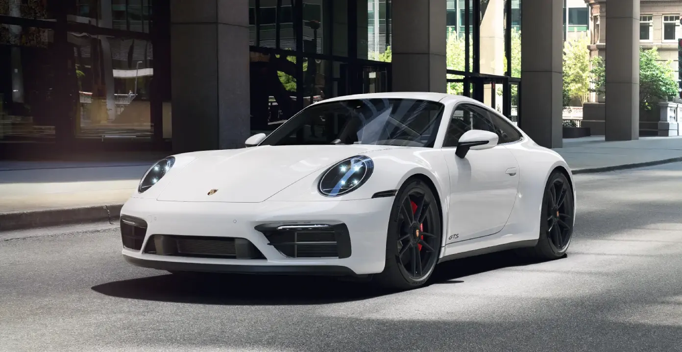 A Guide to Find the Well-known Porsche Service Garage in Dubai, UAE